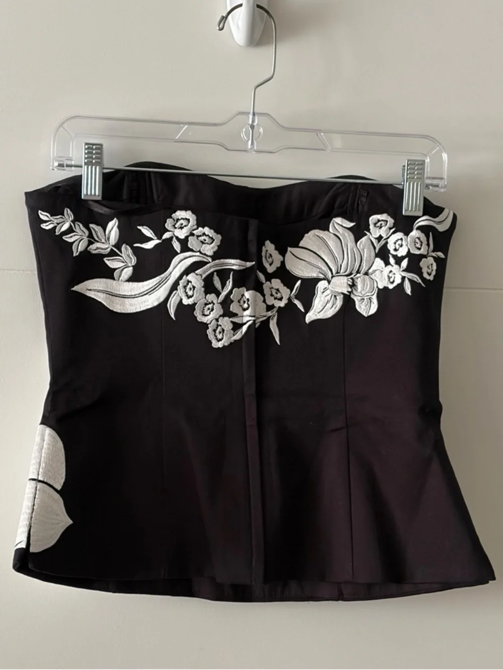 WHBM Embroidered Floral Sleeveless Bustier Top - Picture 5 of 9